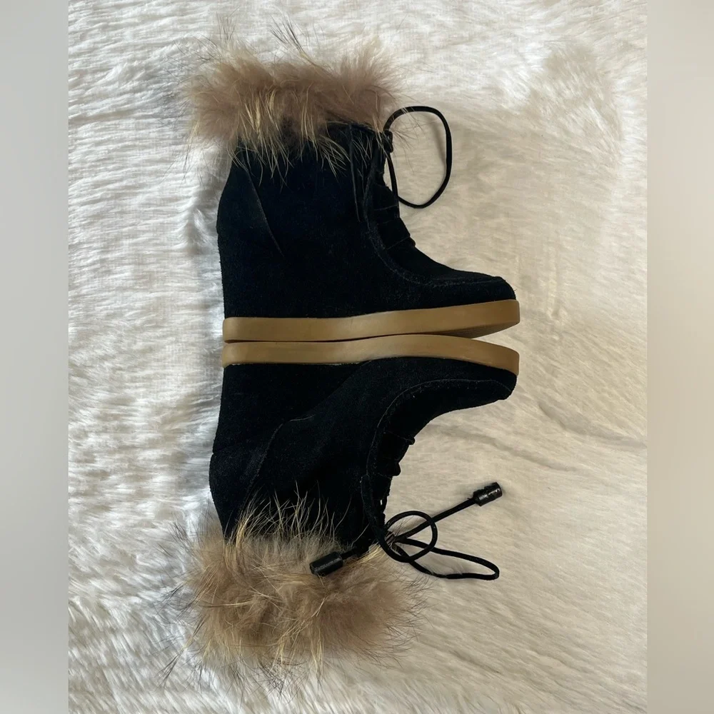 Cecelia New York Holly Wedge Boots